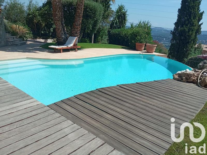 Maison - 142 m² - 5 pièces