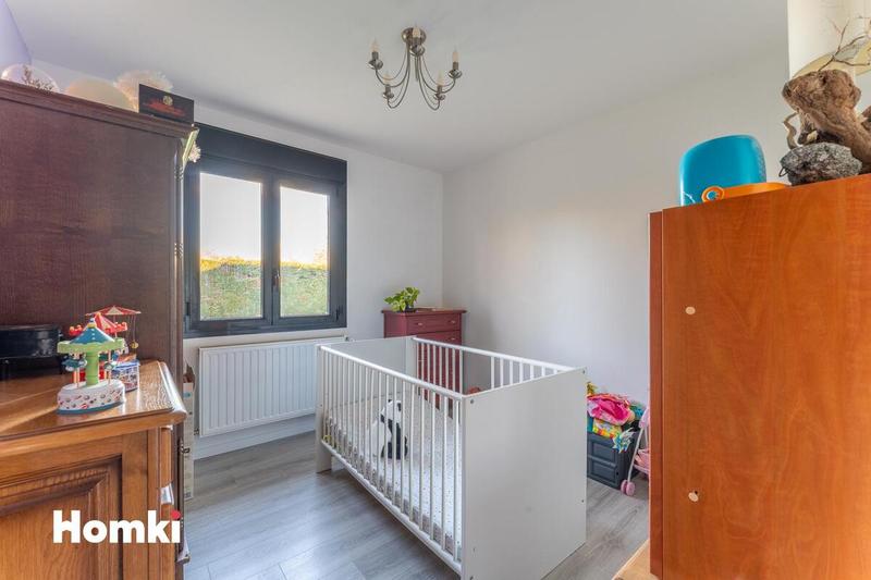 Maison - 180 m² - 6 pièces