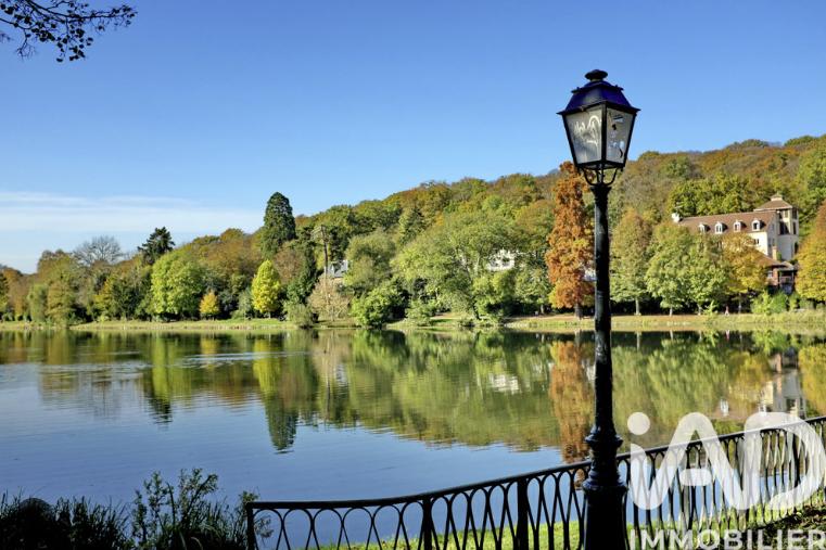 Maison - 180 m² - 7 pièces