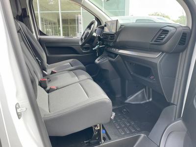 Citroën Jumpy 26 667 € Ht - 32% déja déduit Nouveau 3 places 2.0 Bhdi 145 Boite automatique identique trafic expert