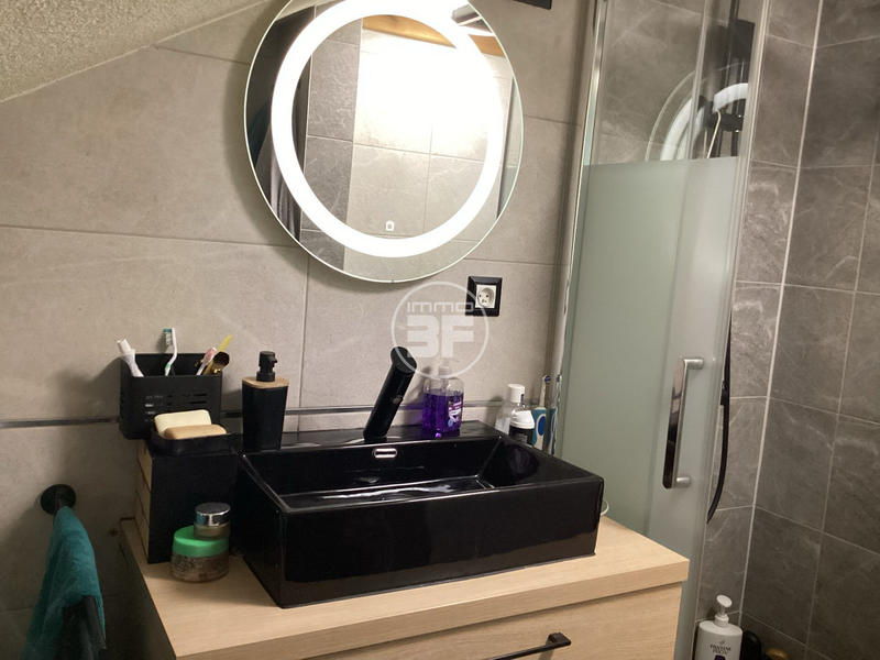 Maison - 81 m² - 4 pièces