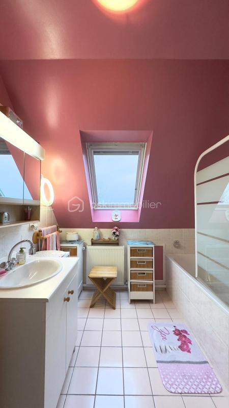 Maison - 101 m² - 5 pièces