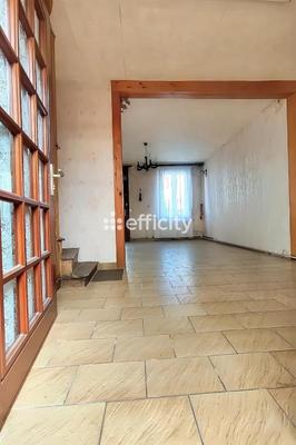 Maison - 110 m² - 6 pièces