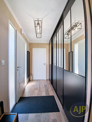 Maison - 141 m² - 5 pièces