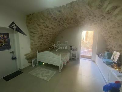 Maison - 90 m² - 3 pièces