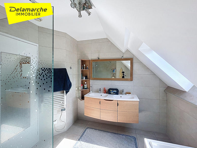 Maison - 108 m² - 5 pièces