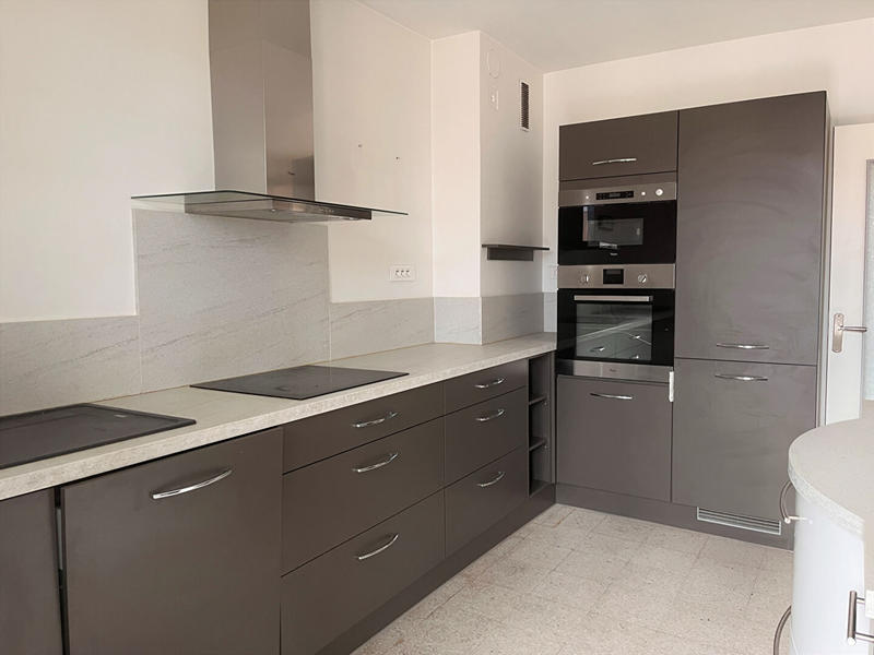 Appartement - 76 m² - 4 pièces