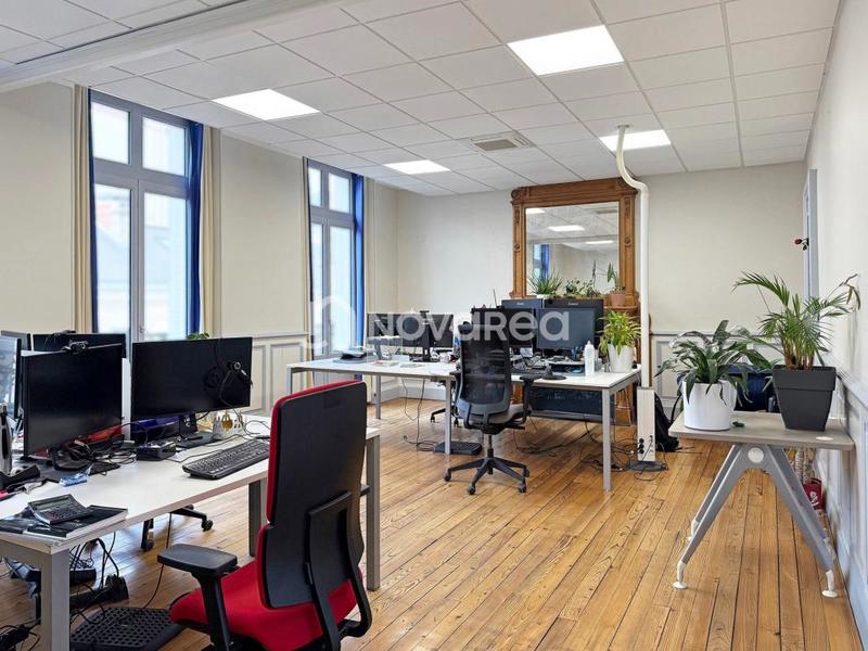 Immeuble - 729 m² - 21 pièces