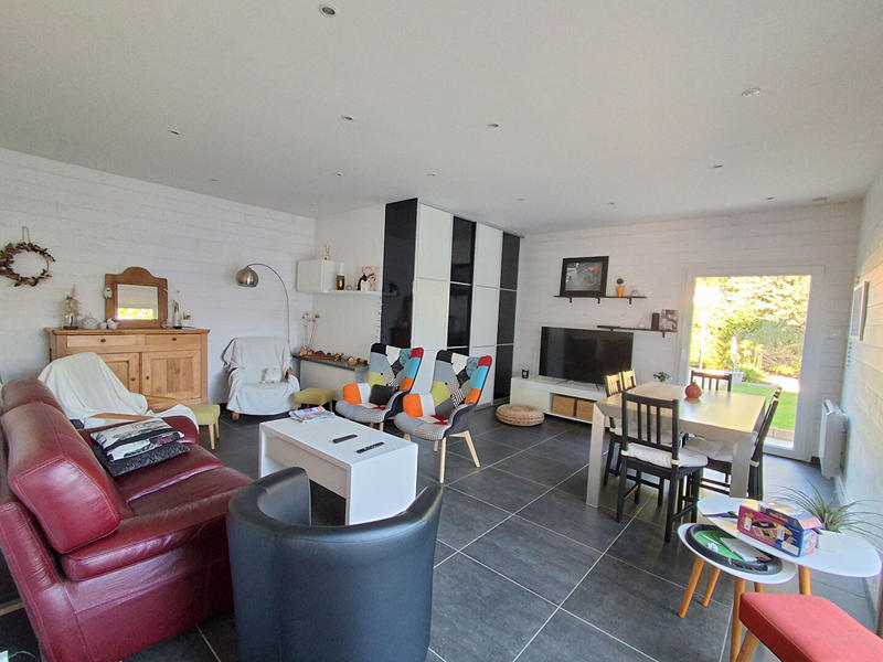 Maison - 101 m² - 5 pièces