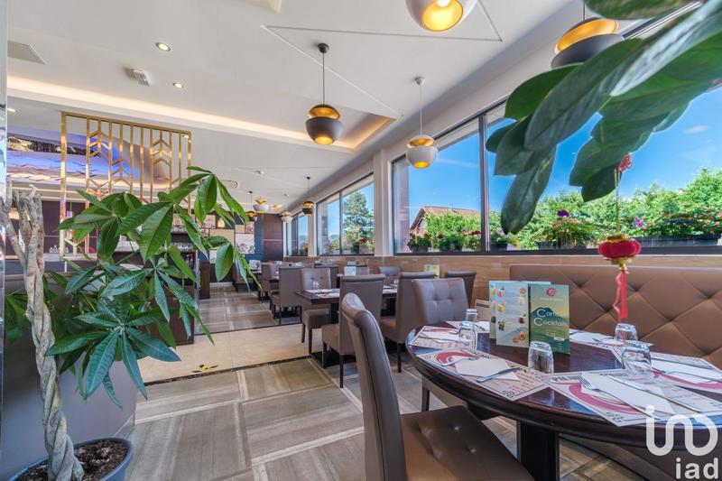 Local commercial - 839 m²