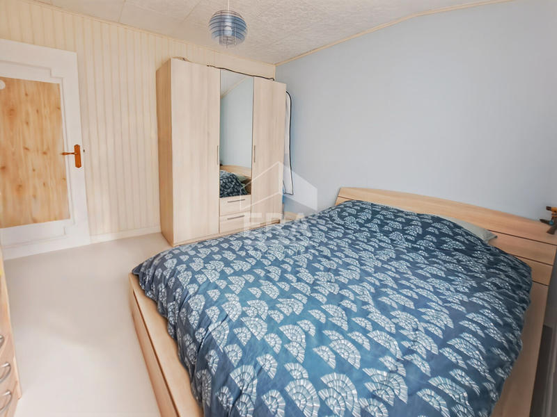 Maison - 93 m² - 4 pièces