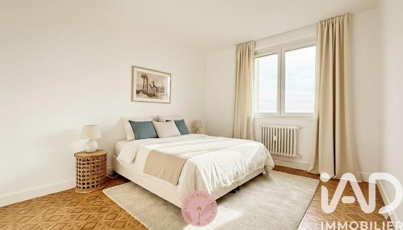 Appartement - 70 m² - 4 pièces