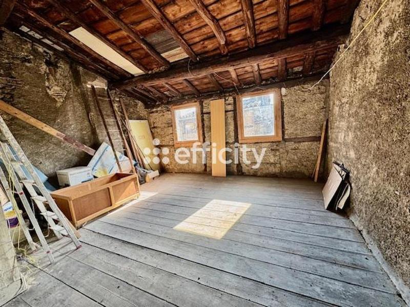 Maison - 77 m² - 4 pièces