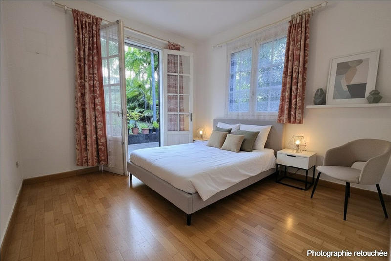 Maison - 160 m² - 8 pièces