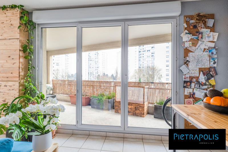 Appartement - 56 m² - 3 pièces