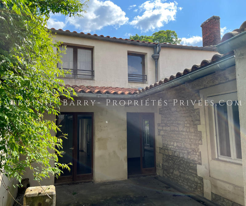 Immeuble - 304 m² - 12 pièces