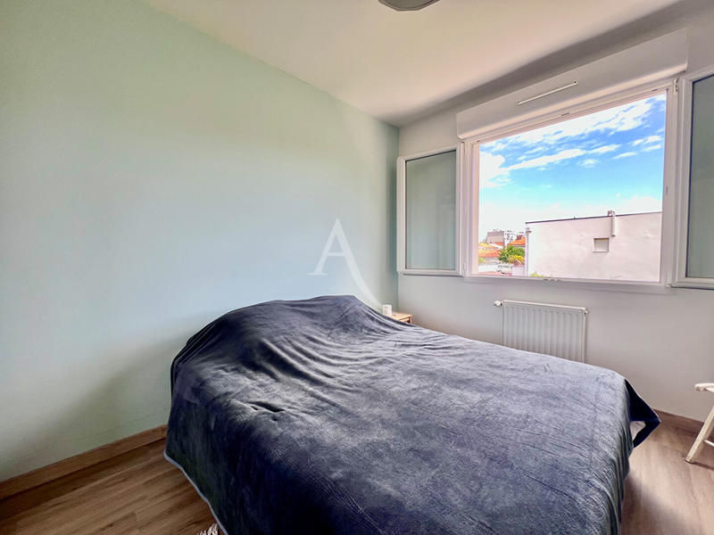 Maison - 192 m² - 7 pièces