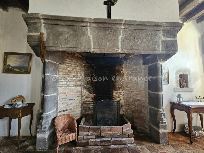 Maison - 318 m² - 8 pièces