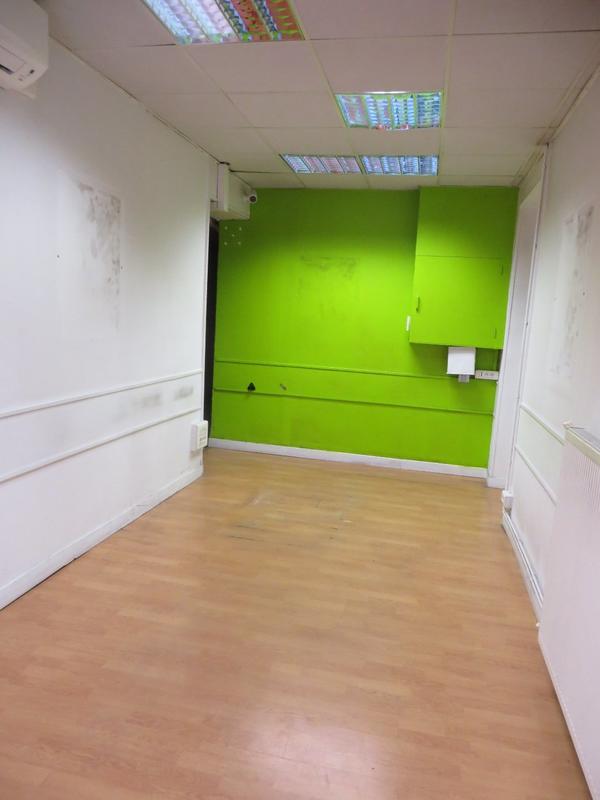 Fonds de commerce - Local d'activité / Entrepôt - 45 m²