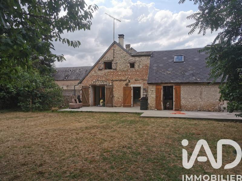 Maison - 104 m² - 4 pièces