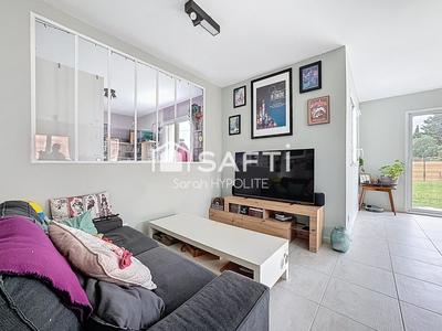 Maison - 92 m² - 5 pièces