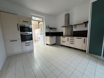 Maison - 125 m² - 4 pièces