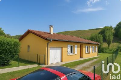 Maison - 95 m² - 5 pièces