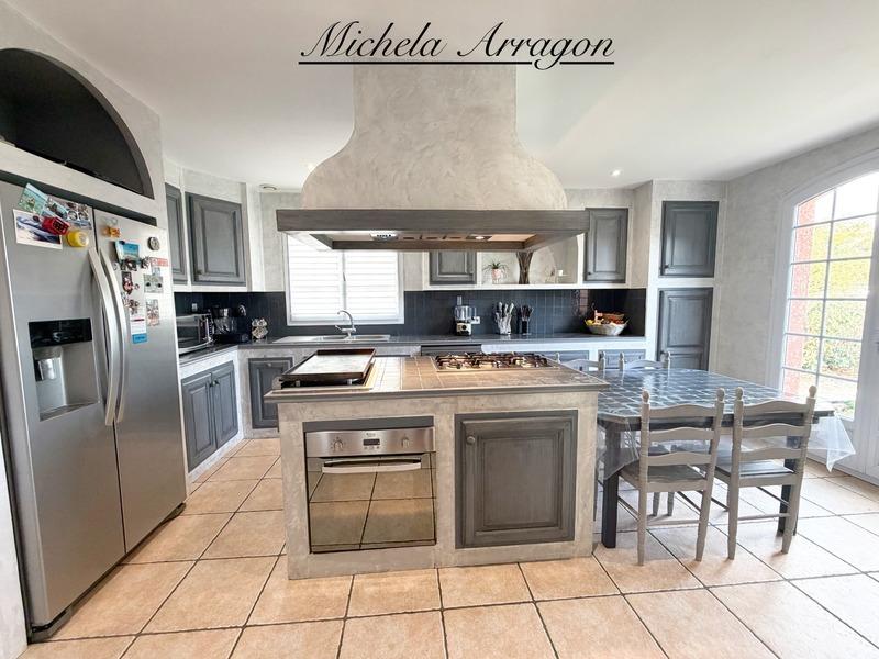 Villa - 210 m² - 7 pièces