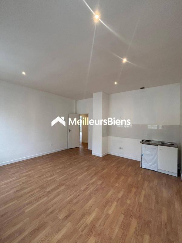 Bureau - 400 m² - 8 pièces