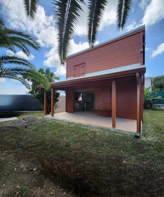 Maison - 60 m² - 4 pièces