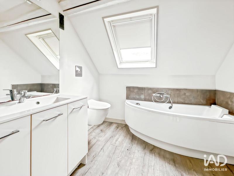 Maison - 200 m² - 6 pièces