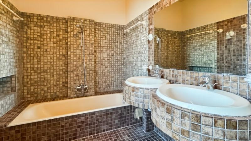 Maison - 204 m² - 10 pièces