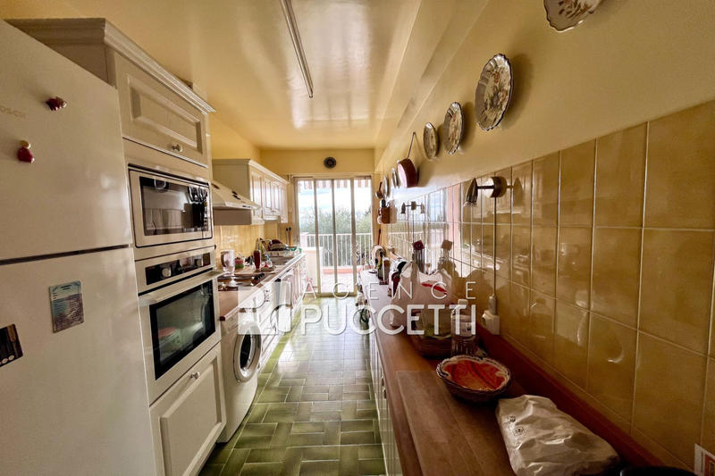 Appartement - 107 m² - 4 pièces