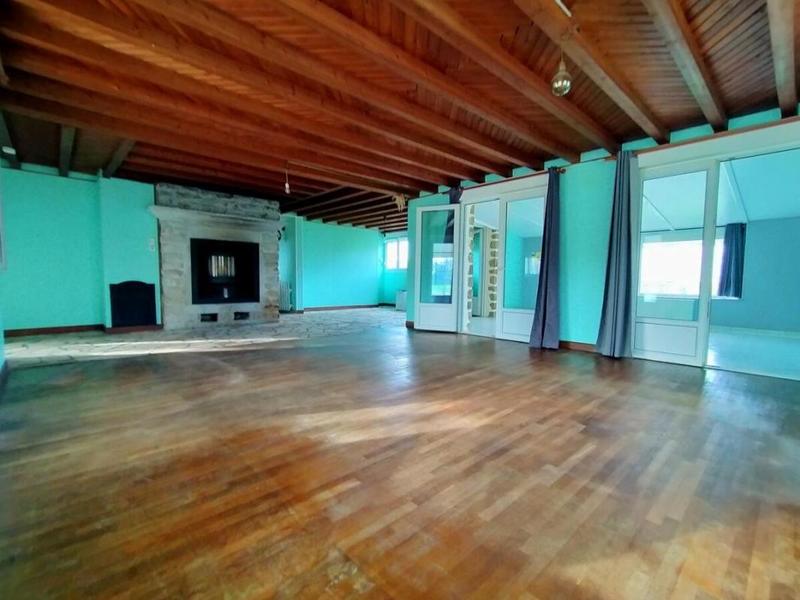 Chaumière - 178 m² - 7 pièces