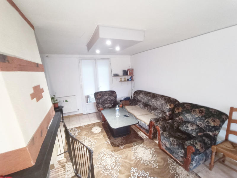 Maison - 137 m² - 6 pièces