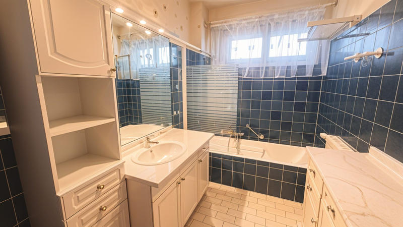 Appartement - 123 m² - 5 pièces