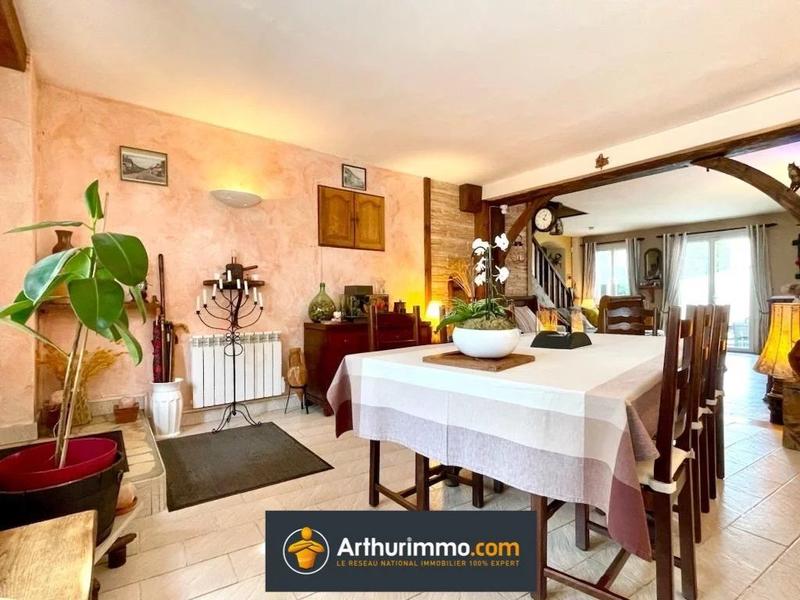 Maison - 160 m² - 5 pièces