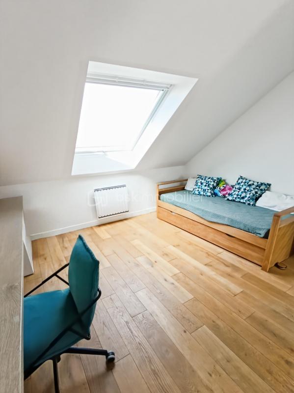 Maison - 190 m² - 9 pièces