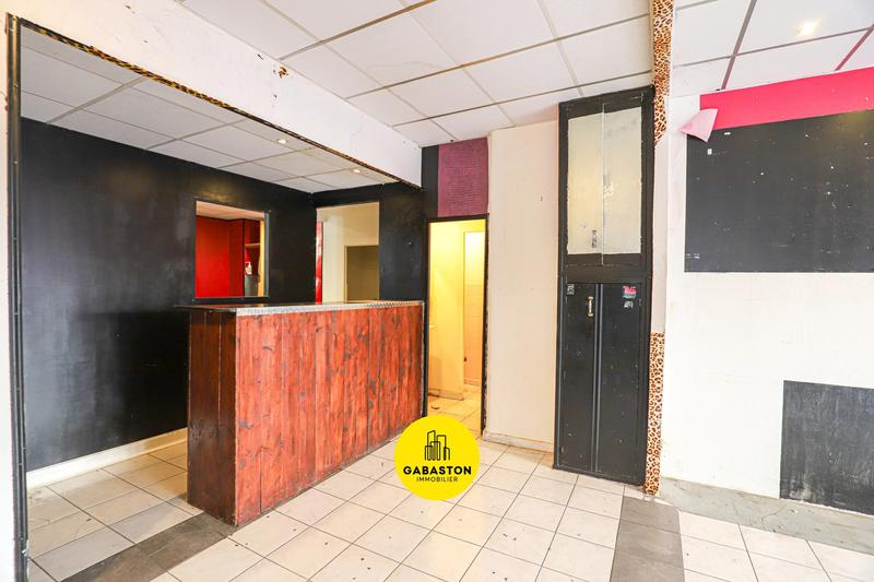Local commercial - 65 m² - 3 pièces