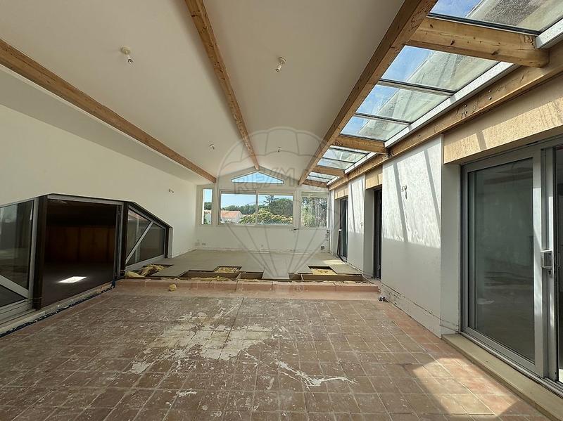 Appartement - 111 m² - 4 pièces