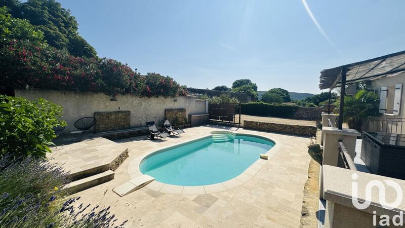 Maison - 102 m² - 5 pièces