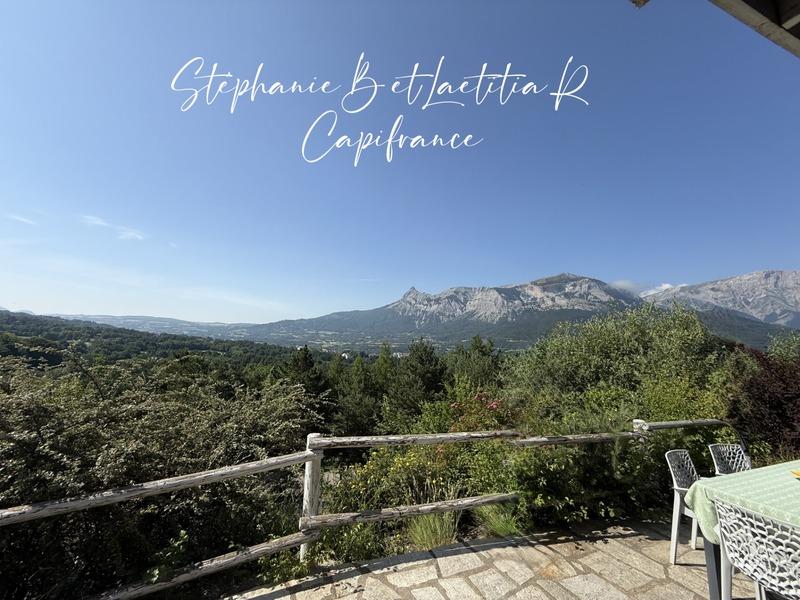 Propriété - 178 m² - 7 pièces