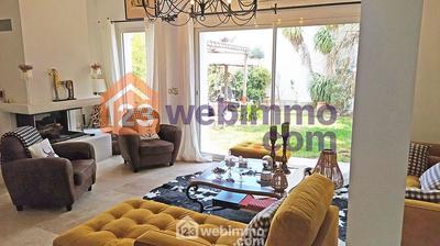 Maison - 108 m² - 4 pièces