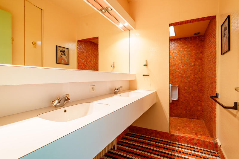 Villa - 323 m² - 9 pièces