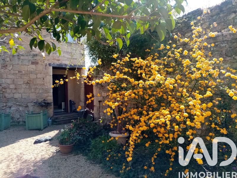 Maison - 322 m² - 9 pièces