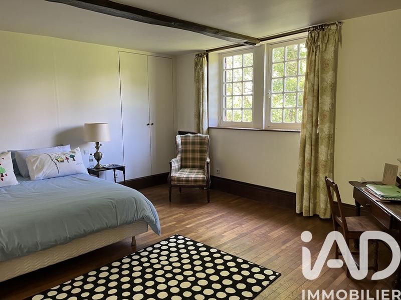 Maison - 258 m² - 10 pièces