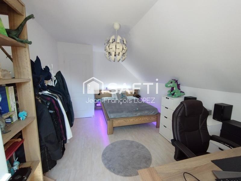 Maison - 102 m² - 5 pièces