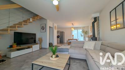 Maison - 82 m² - 4 pièces