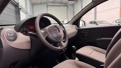 Dacia Sandero 1.2 75