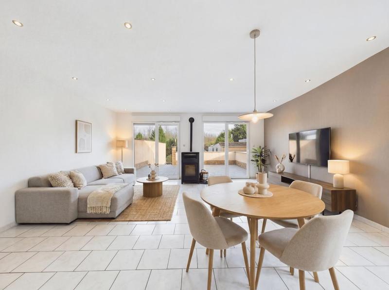 Maison - 120 m² - 5 pièces